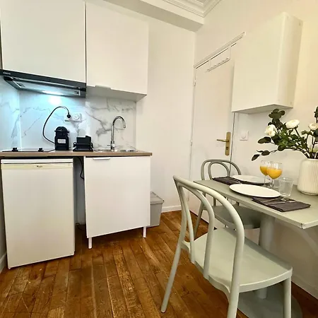 New 115 Leon - Cosy Center * Παρίσι